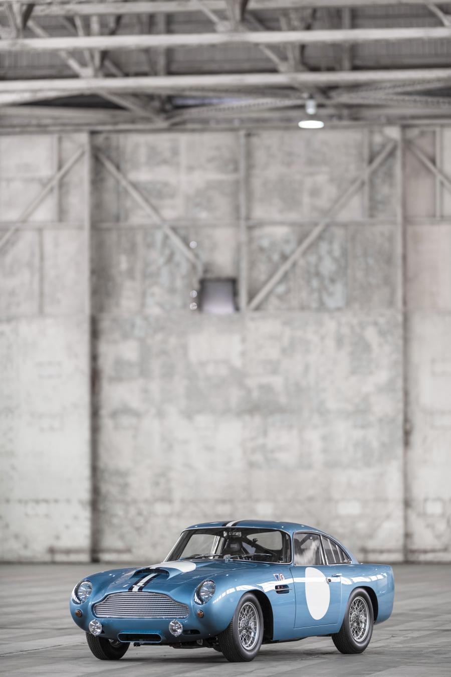  Aston Martin DB4 GT Continuation 2017 года  (UK) (фото 34 из 90)
